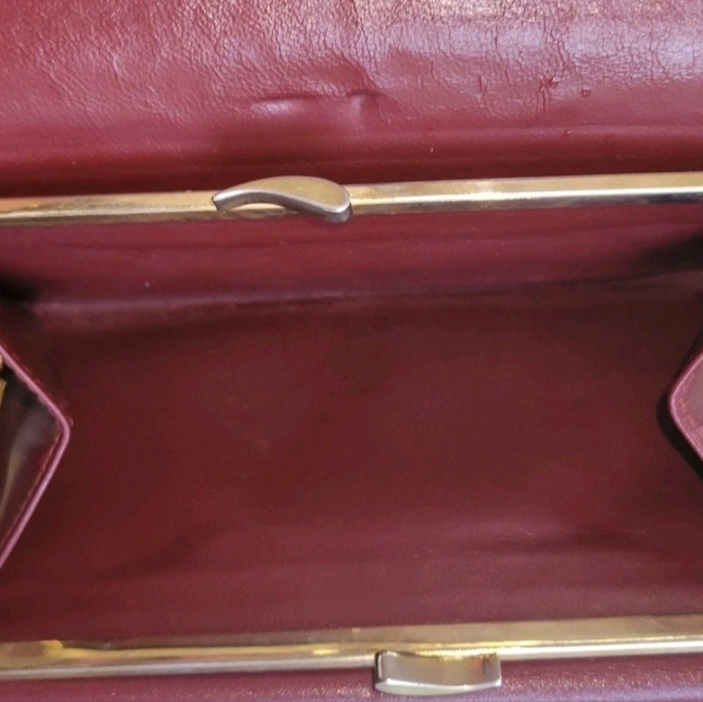 RARE Cartier Vintage Bordeaux Burgundy Leather Designer Kisslock Wallet (EUC) - Picture 7 of 7